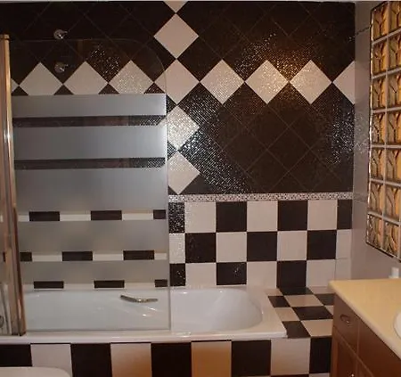 Casa * פאלאפרוג'ל